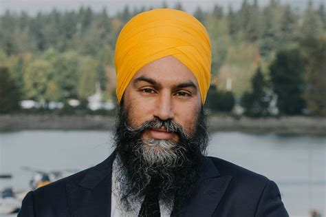 Jagmeet Singh is calling out Netflix for not paying enough taxes