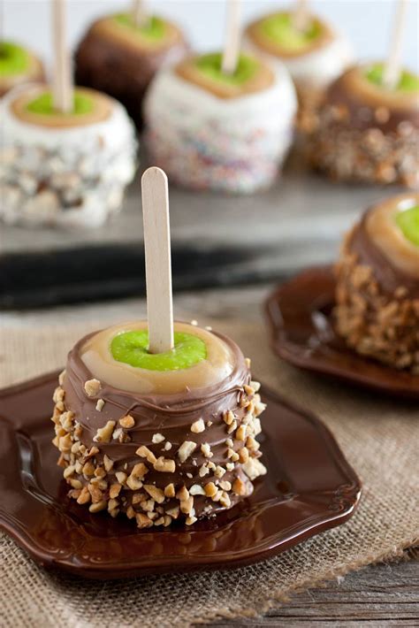 Ultimate Caramel Apples - A Favorite Fall Treat - Cooking Classy