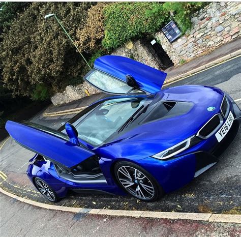 BMW i8 in blue : BMW