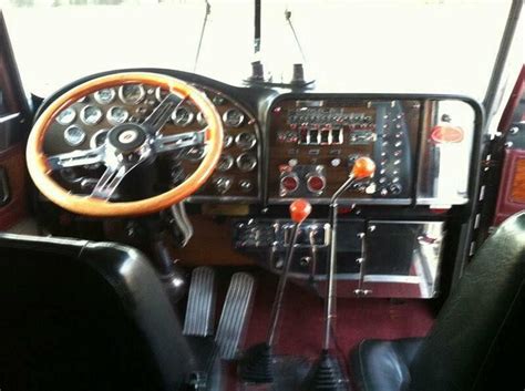 1987 Peterbilt 359 Interior Peterbilt Interiors And Rigs | Porn Sex Picture