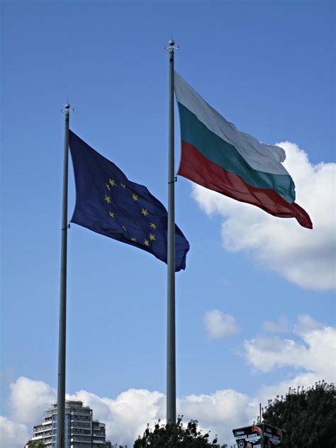 Two flags: European Union & Bulgaria, Burgas | Ali Eminov | Flickr