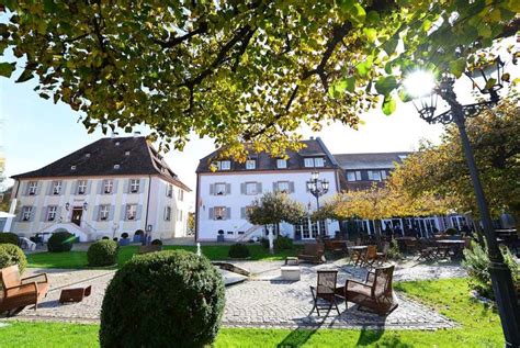 Hotel Schloss Reinach: Aus der Insolvenz zum Erfolg - Freiburg - Badische Zeitung