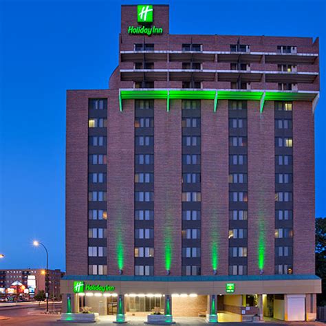 Holiday Inn Winnipeg Airport West - Winnipeg MB | AAA.com