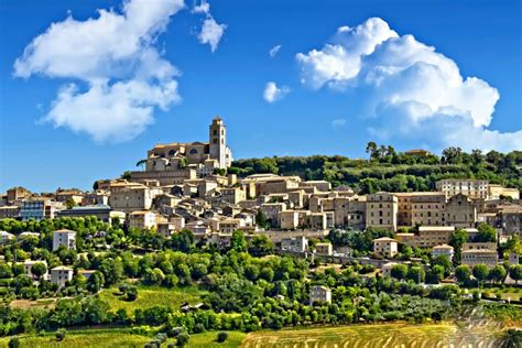 Le Marche inside the “Italy 2016: Best of Italy Tourism” by Tripadvisor