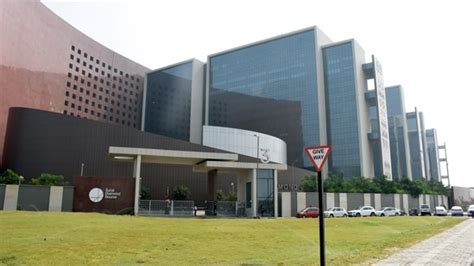 PM Modi to inaugurate ‘Surat Diamond Bourse'- world’s biggest workspace | Latest News India ...