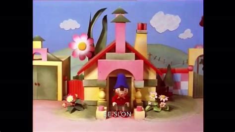 Noddy's Toyland Adventures Theme Song - Reversed with lyrics - YouTube