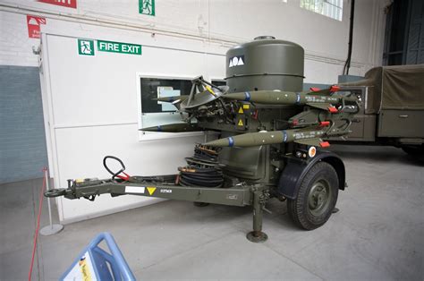 File:British Rapier SAM missile system.jpg - Wikimedia Commons