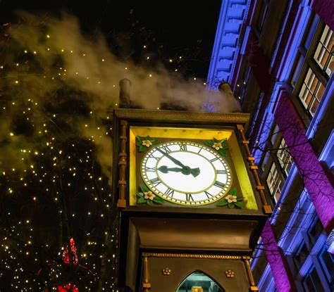 gastown-steam-clock-vancouver - Vancouver Mysteries Games