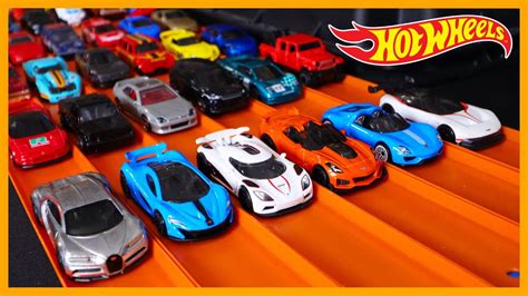 HOT WHEELS 36 CAR RACE TOURNAMENT !!! - YouTube