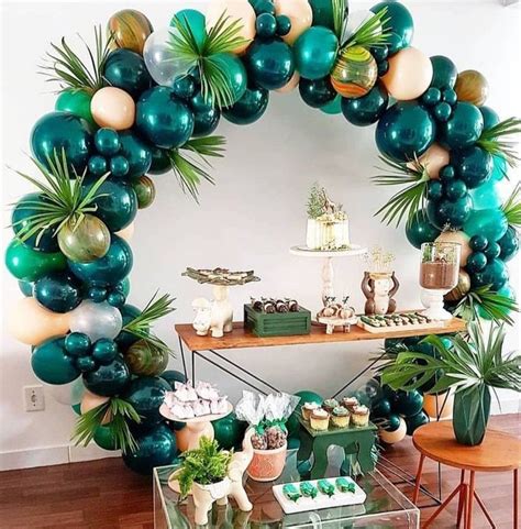 Pin de Patsy Montesino em balloons decor | Balões redondos, Decorações ...