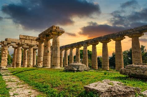 First Temple of Hera in Paestum Stock Image - Image of column, hera ...