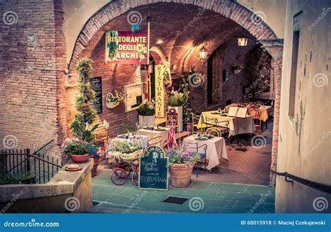 Italian Pizzeria in Tuscany Editorial Stock Photo - Image of lamps ...