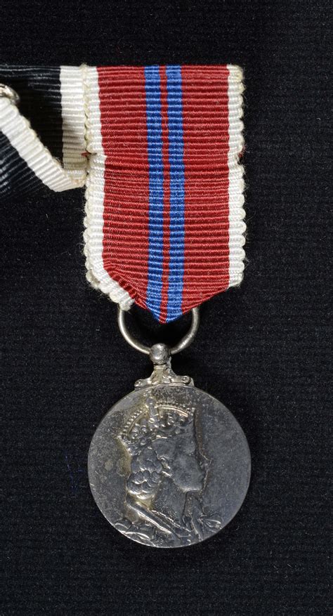 Coronation Medal 1953 — National Museum of the Royal New Zealand Navy