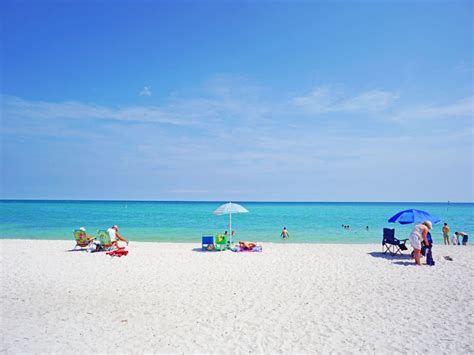 Visit Sombrero Beach Marathon | Florida Keys | Travel Quest - US Road Trip and Travel Destinations