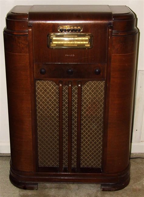 Vintage Philco Wood Console Radio, Model 40-110K, AM-SW Ba… | Flickr