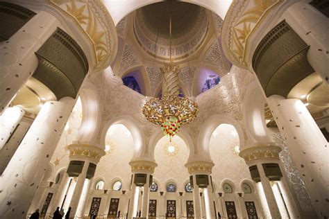 ABU DHABI, UAE, MAY 4, 2015 - Interior of Sheikh Zayed Mosque in Abu ...