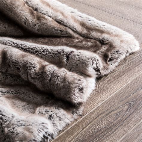 Luxury Faux Fur Throw Blanket Super Soft Oversized Thick Warm Afghan ...