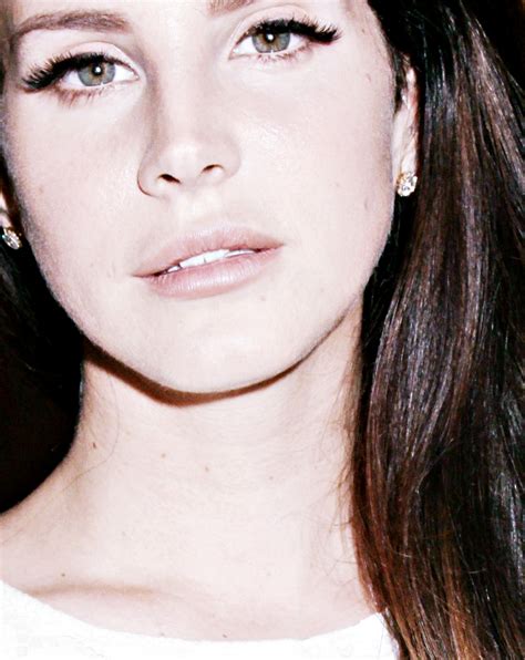 OMG her eyes ♡♥ | We Heart It | lana del rey