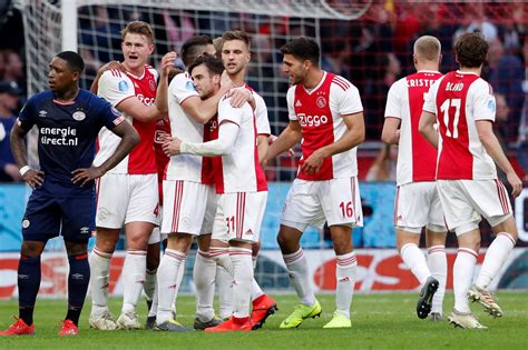 Ajax celebrates the win versus PSV last season. Ajax won with 3-1.