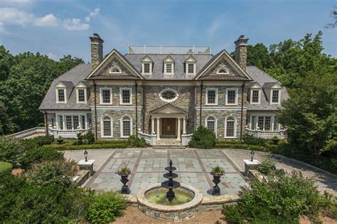 A 16,000-square-foot Georgian mansion just hit the market in McLean | WJLA