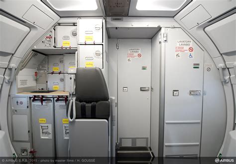 Vueling takes delivery of its first enhanced comfort A320 cabin ...