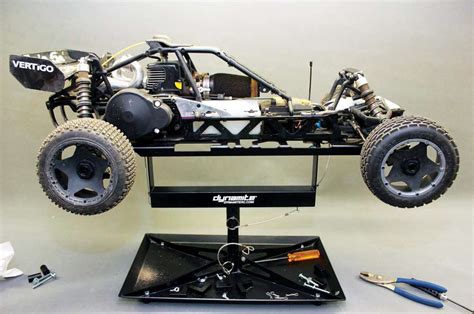 Dynamite Large Scale Work Stand - RC Driver