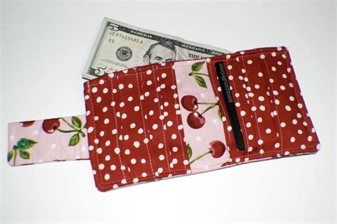 Free Bi Fold Wallet Tutorial