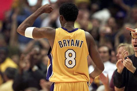 Kobe Bryant's Iconic Shower Photo Was Actually a Moment of Heartbreak, not Relief