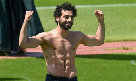 Mohamed Salah Flaunts His Well-Chiselled Body During Liverpool Practice ...