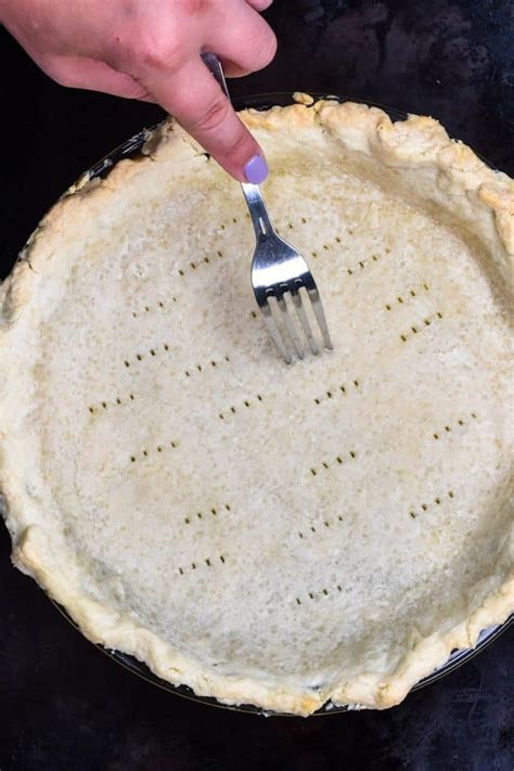 How to Successfully Blind Bake Pie Crust | Crazy for Crust