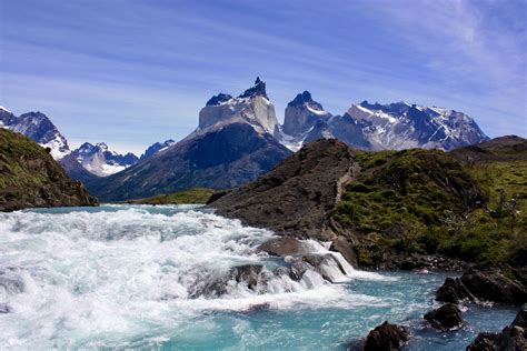 Cordillera Paine Range from the Salto Grande in Torres del Paine, Chile [4272 × 2848] [OC] : r ...