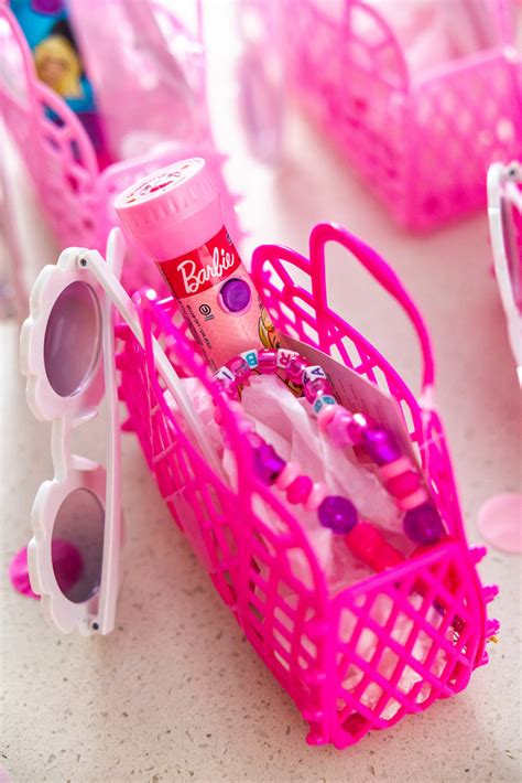 Barbie Party Favors | Pretty Day