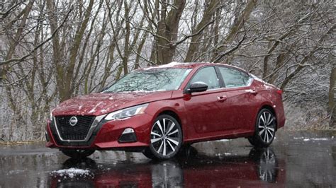 2021 Nissan Altima Review | Price, specs, features and photos - Autoblog