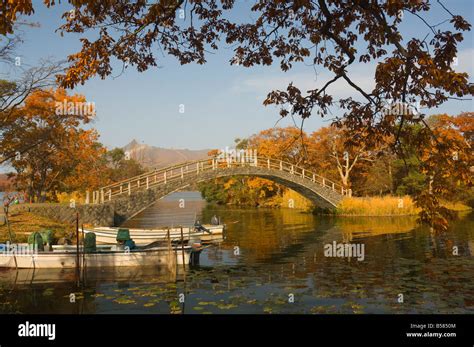 Lake Onuma and Mount Komaga-dake, Onuma Quasi-National Park, Hokkaido ...