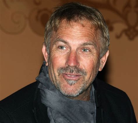 Kevin Costner Picture 68 - A Press Conference for Band Kevin Costner ...