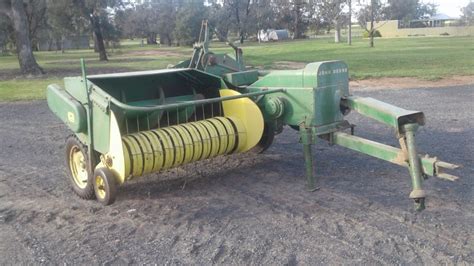 John Deere 24T Small Square Baler | Farm Tender