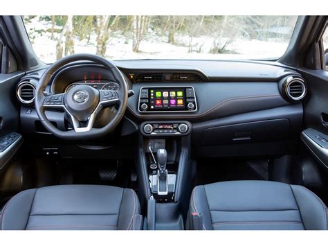 2019 Nissan Kicks: 62 Interior Photos | U.S. News