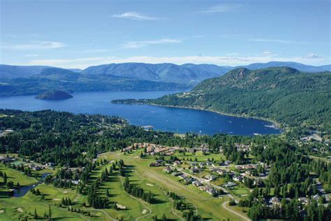 Shuswap Lake Estates – Right Sizing Magazine