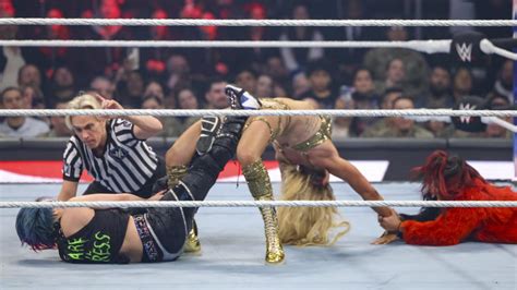 Charlotte Flair injury update: Surgery for 3 torn knee ligaments