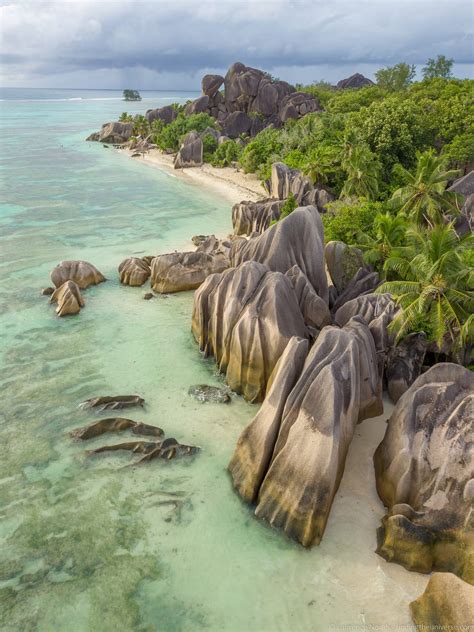 The 10 Best Seychelles Beaches - Finding the Universe