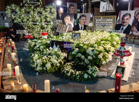 Memorial shrine to Prime Minister Rafik Hariri who was assassinated on ...