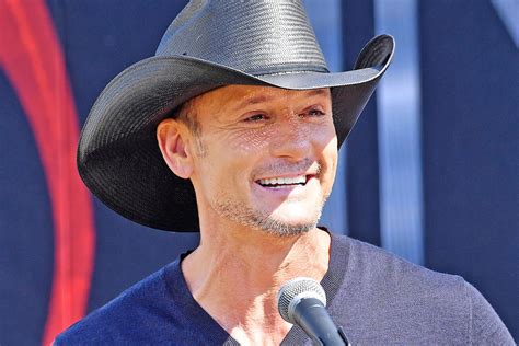 Tim McGraw still considering possible future in politics | Page Six