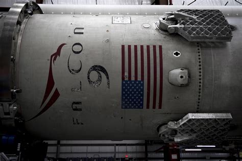 Falcon 9 first stage in hangar | Official SpaceX Photos | Flickr