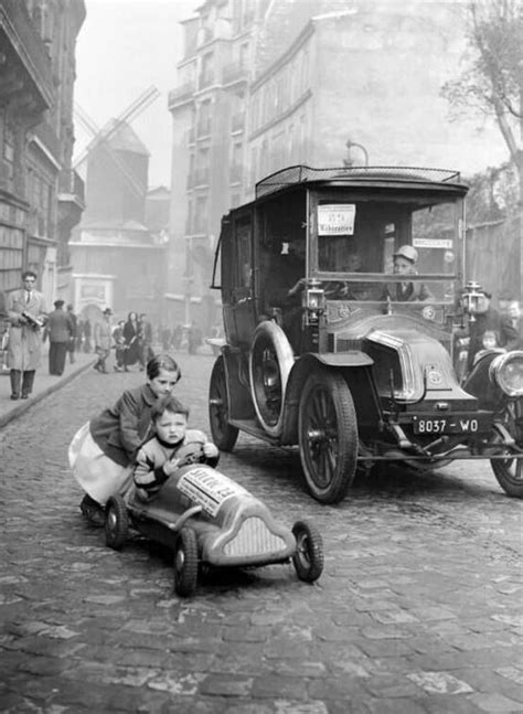 Paris 1920 | Vintage paris, Vintage photography, Historical photos