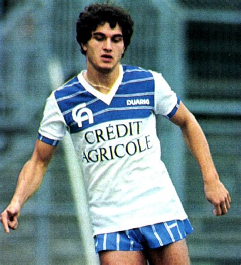 AJ Auxerre 1983-84 Home Kit