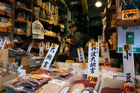 Tokyo Travel: Is it still worth going to Tsukiji Fish Market? | journographie