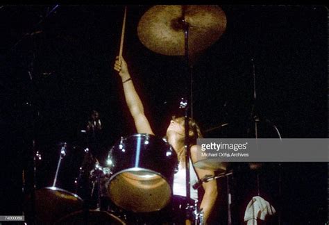 Drummer Sandy West of the rock band "The Runaways" performs on stage... | Sandy west, Rock bands ...