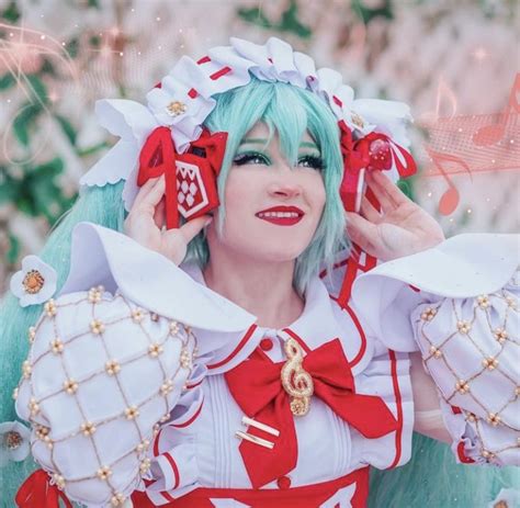 Sarah Spaceman Strawberry Miku 15th Anniversary Cosplay photo by Amandaswansonphotography | Miku ...