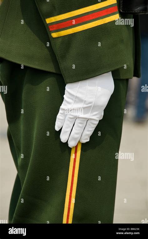 Chinese security Tiananmen Square Stock Photo - Alamy