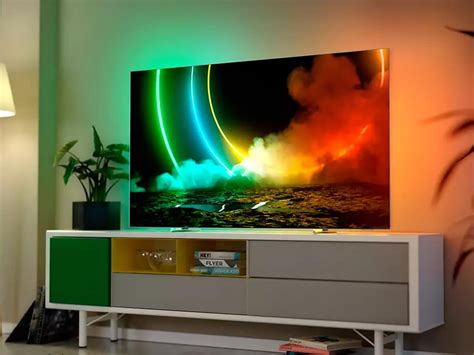 Philips Ambilight 65OLED706 OLED TV Review | Man of Many